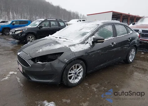 2017 Ford Focus Se z USA, uszkodzony, nr VIN 1FADP3F21HL335730
